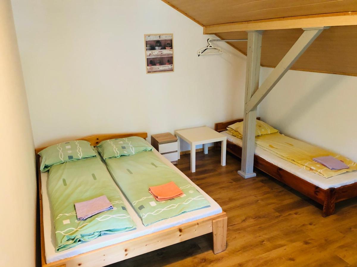 Rezydencja Pod Gwiazdami Legarda Bagian luar foto